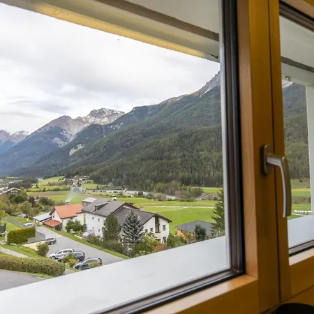 Apartamento Chasa Vista Lischana By Interhome