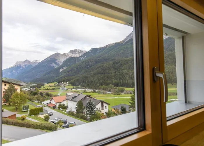 Appartement Chasa Vista Lischana By Interhome